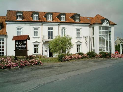 Hotel Schuetzenhaus Бад-Дюбен Экстерьер фото